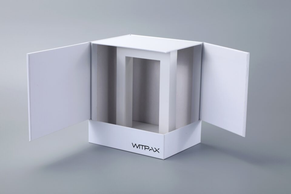 Double flip-top rigid boxes