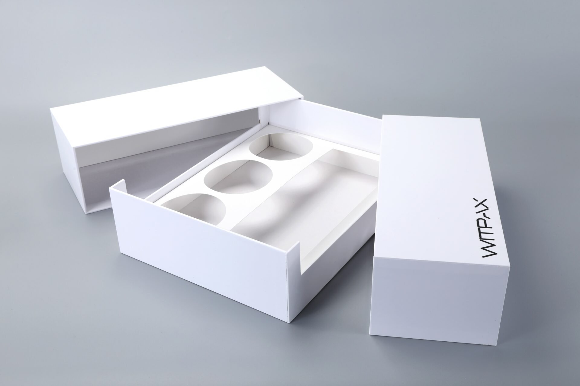 Double-sided sliding rigid boxes