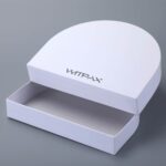 Half-circle lift-off lid boxes