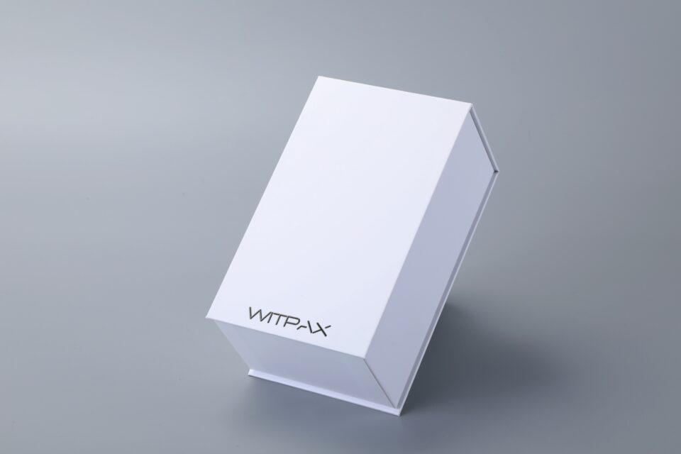 Book-style rigid boxes