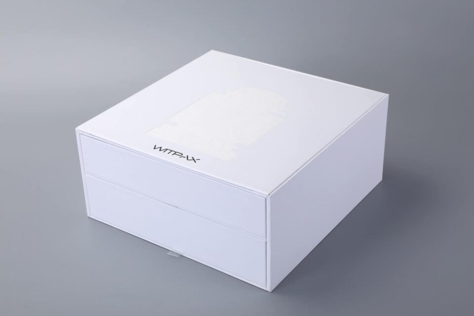 Double-drawer rigid boxes