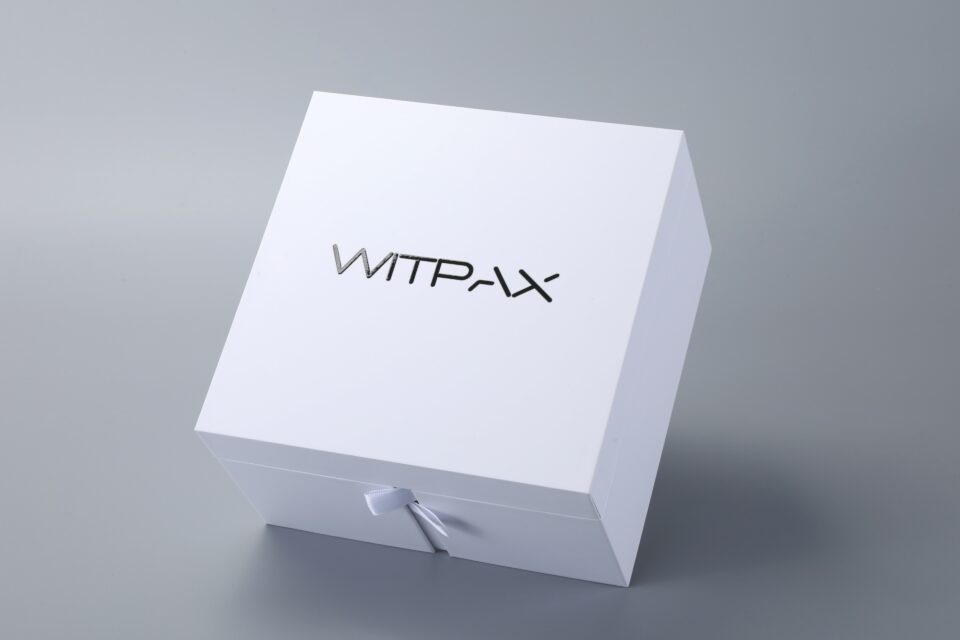 Lift-off lid double layer box