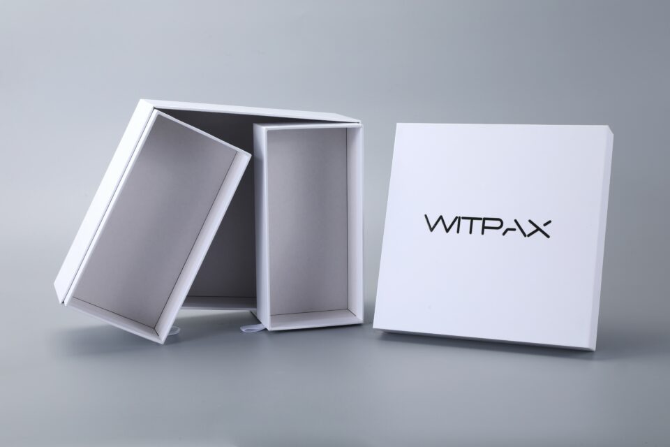 Lift-off lid double layer box