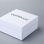 Two-tier hinged lid boxes