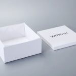 Foldable lift-off lid box