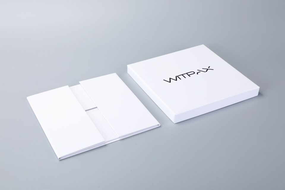 Foldable lift-off lid box