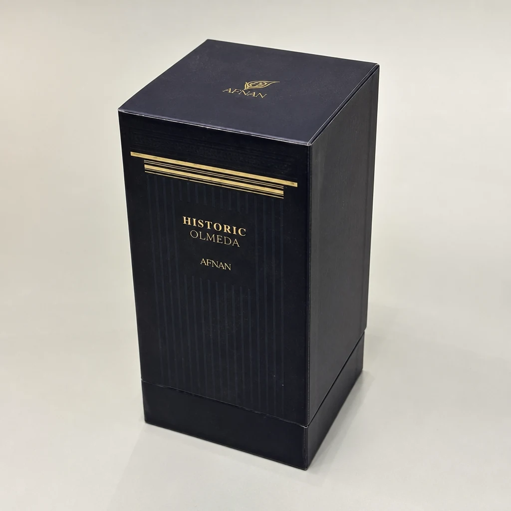 Handmade UV printing perfume box packaging box top angle