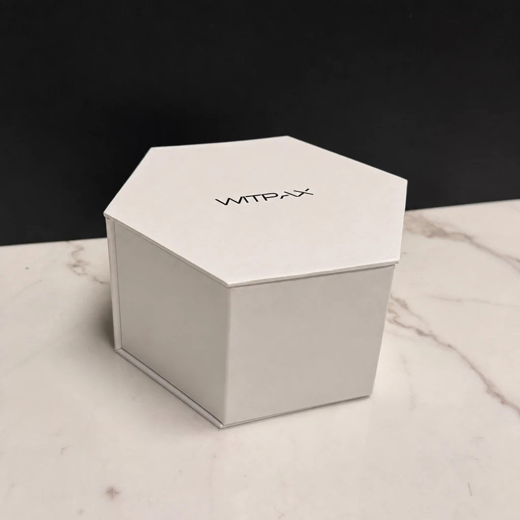 Hexagonal three-layer rigid boxes hexagon rigid box front angle