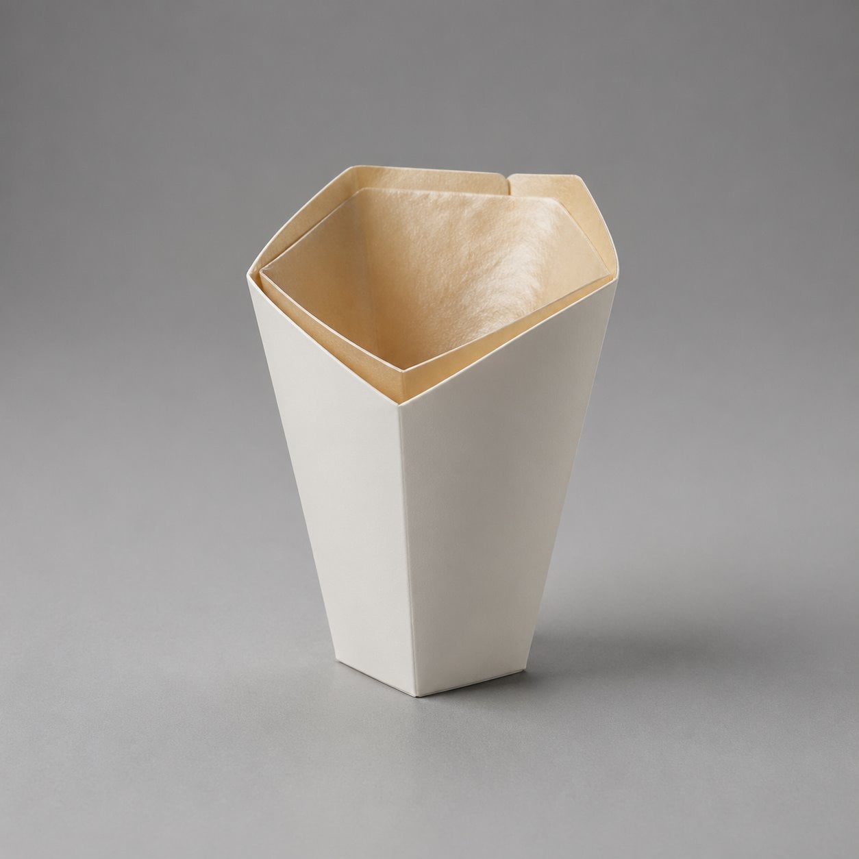 Conical folding carton packaging feature image showing Handheld Comfort: Grease-Proof Inner Linings