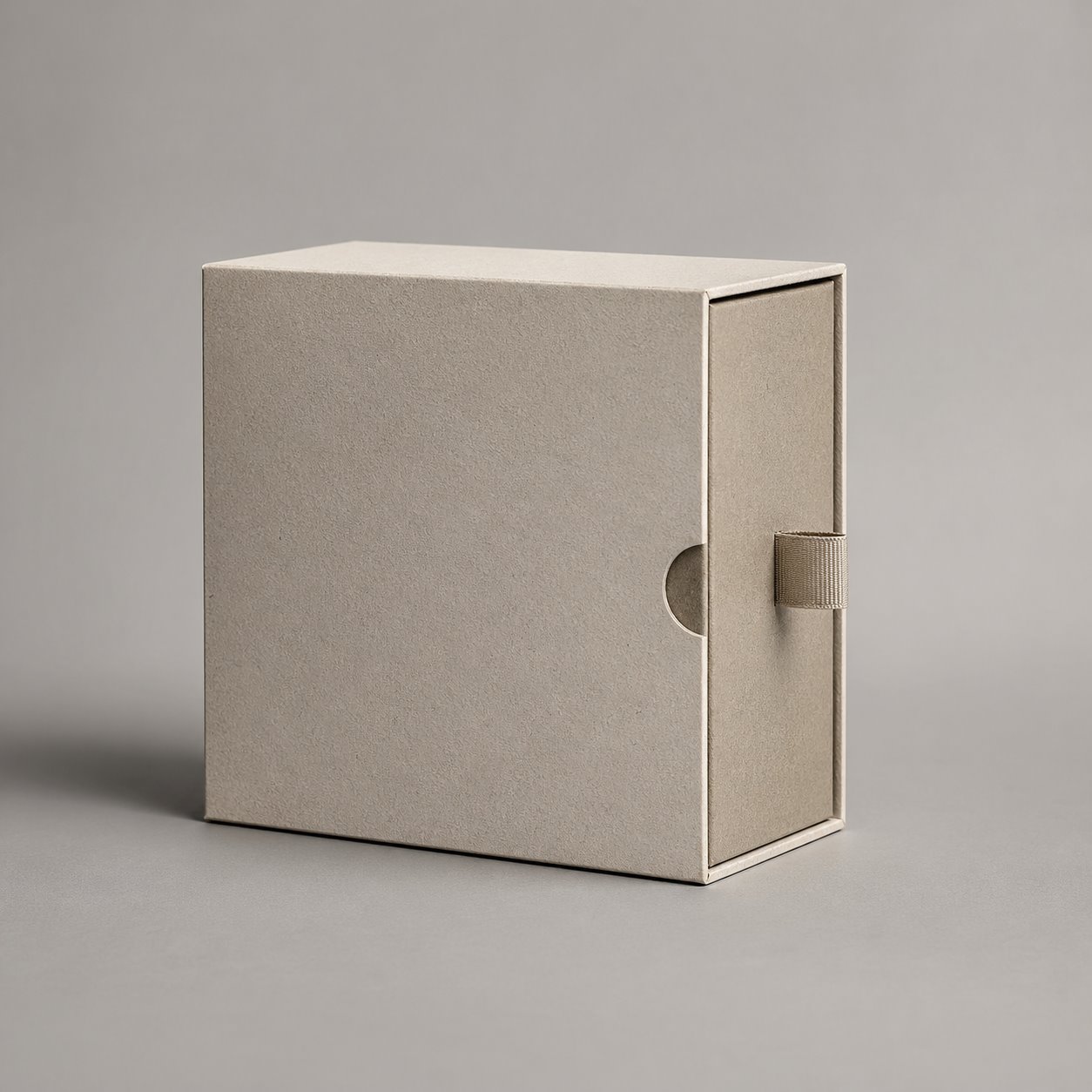 Folding carton type 6 packaging feature image showing Quiet Luxury: Natural Texture Options