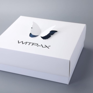 Butterfly pattern Lift-off lid rigid box