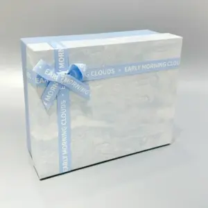 custom texture lift-off lid box with ribbon