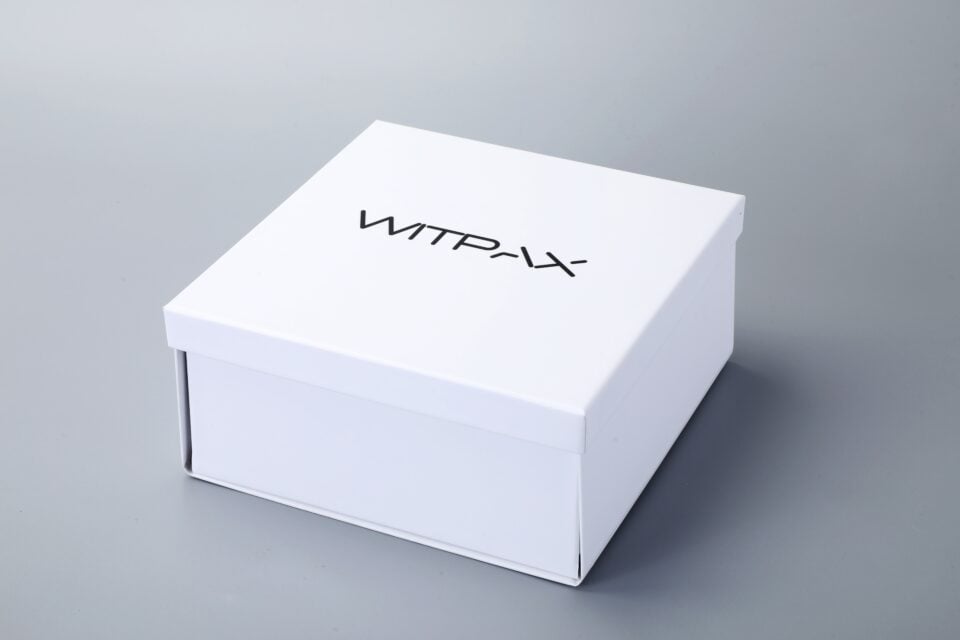 Foldable lift-off lid box