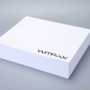 Foldable magnetic box