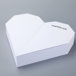 Heart-shaped flip boxes