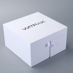 Lift-off lid double layer box