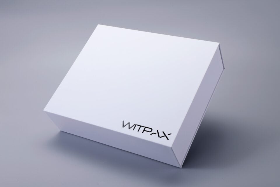 White box with "WITPAX" logo and a magnetic closure on a gray background.