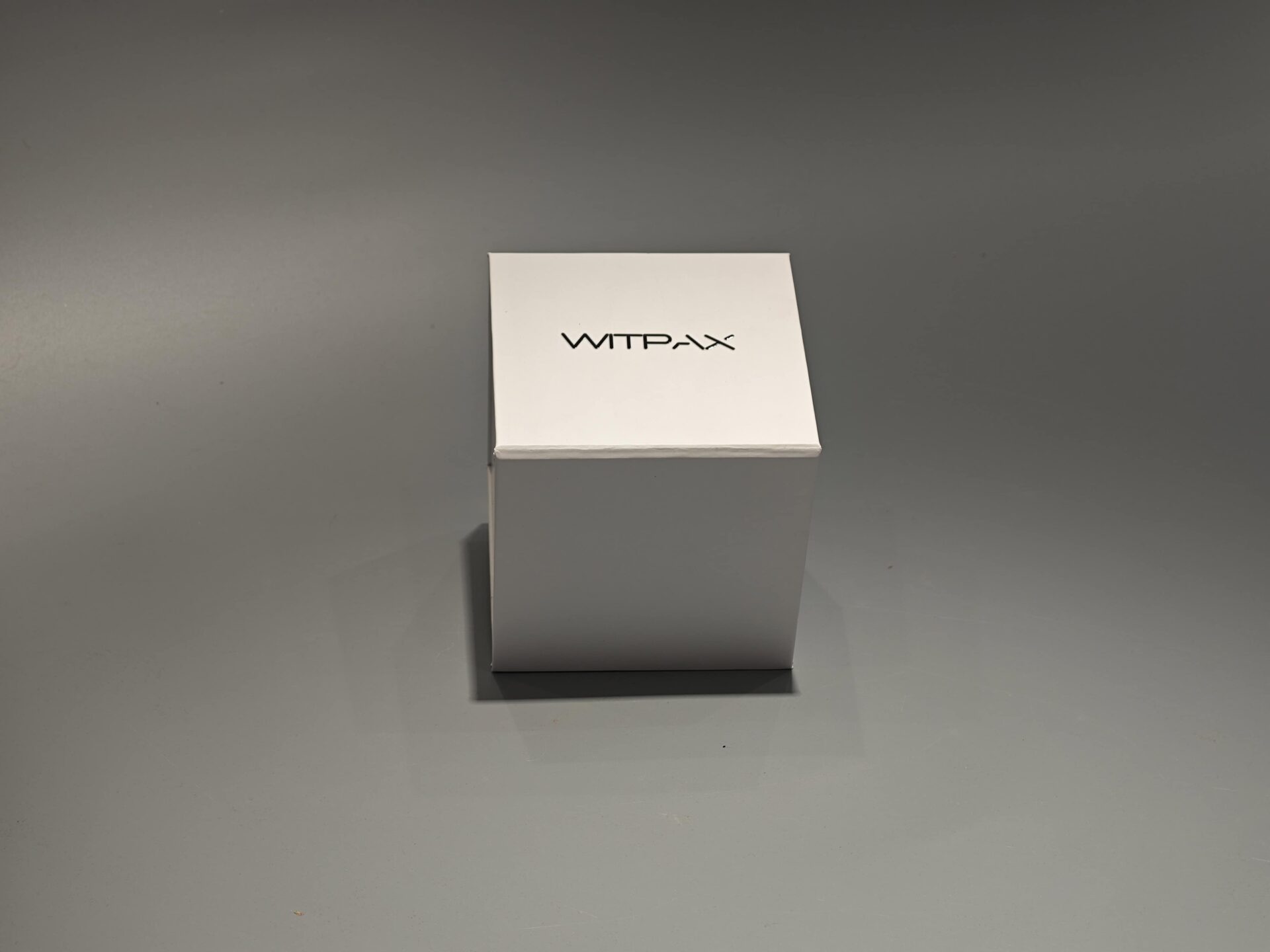 正方体一体折叠盒 (1)