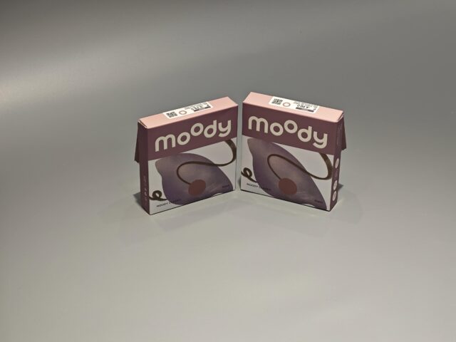 隐形眼镜翻盖盒 (1)